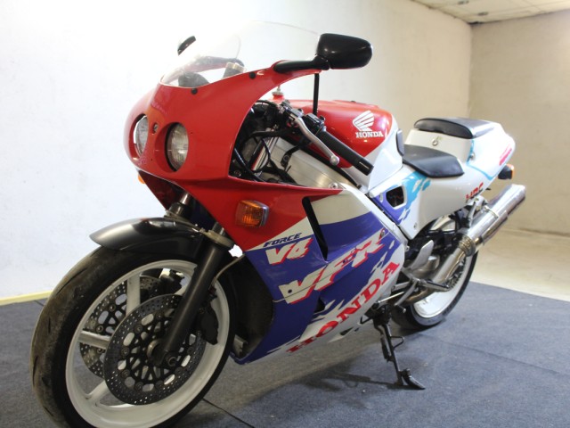 Honda NC30 VFR 400